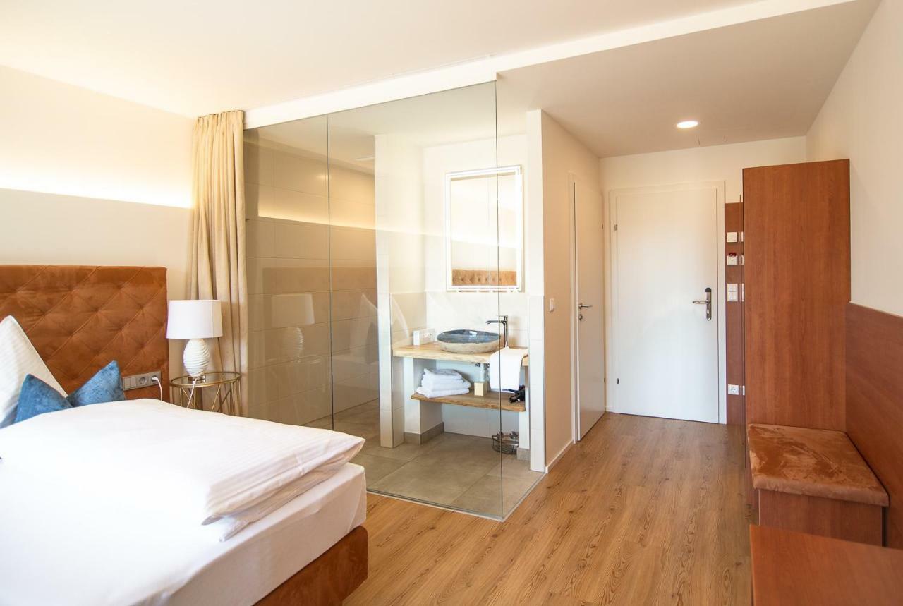 Hotel Weiss Munderfing Екстериор снимка